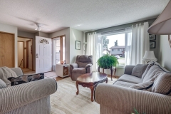 009-4323_56AveInnisfail-009_m