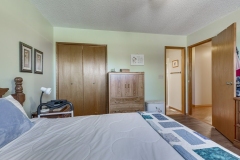 022-4323_56AveInnisfail-022_m