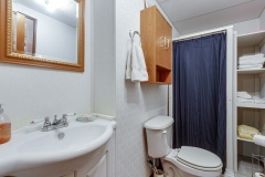 032-4323_56AveInnisfail-032_m