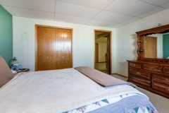 035-4323_56AveInnisfail-035_m