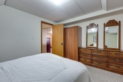 038-4323_56AveInnisfail-038_m