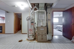 045-4323_56AveInnisfail-045_m